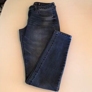 Jennifer Lopez Flawless Sculpt Skinny Jeans